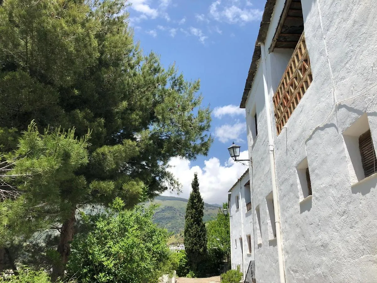 Apartamentos Rurales Poqueira Capileira