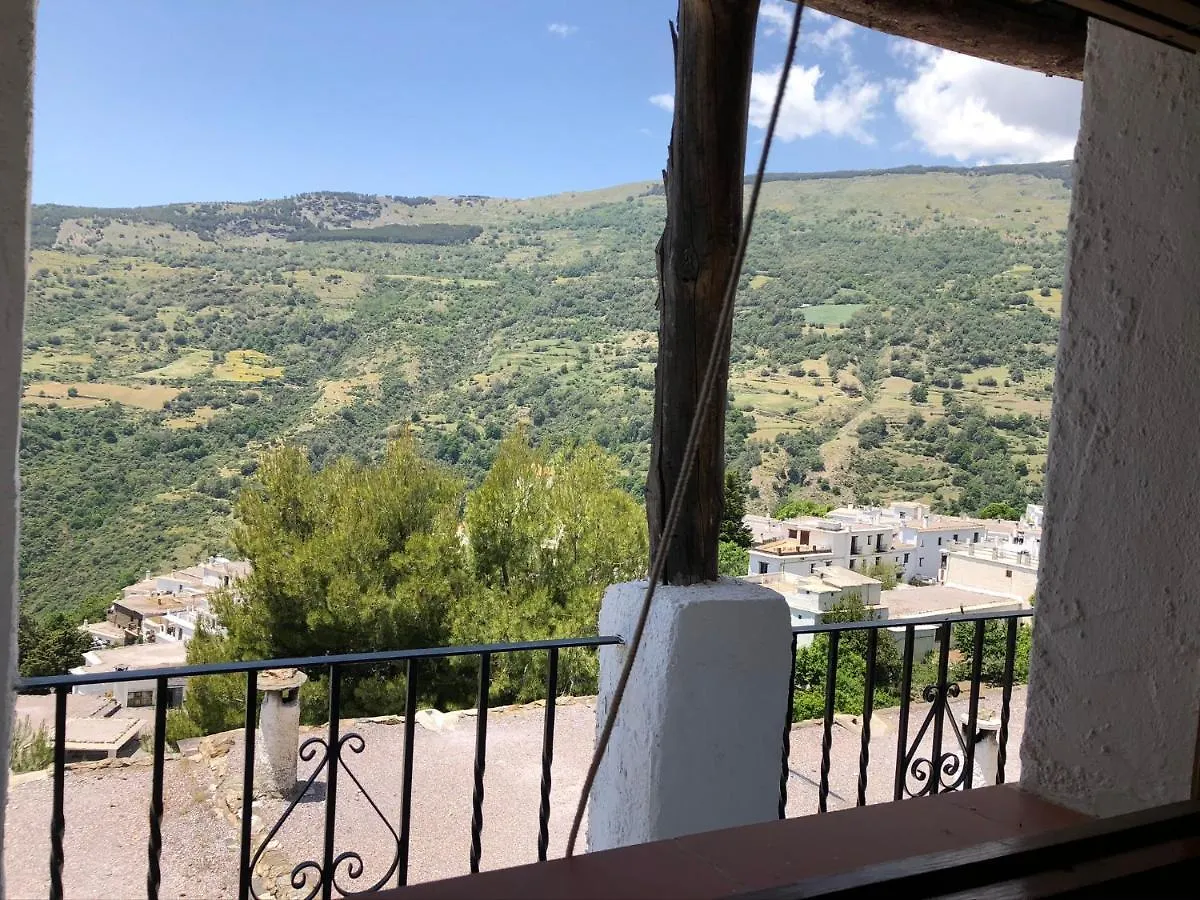 Apartamentos Rurales Poqueira Capileira